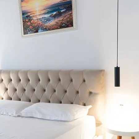 Sunny Side Ξενοδοχείο 3*
